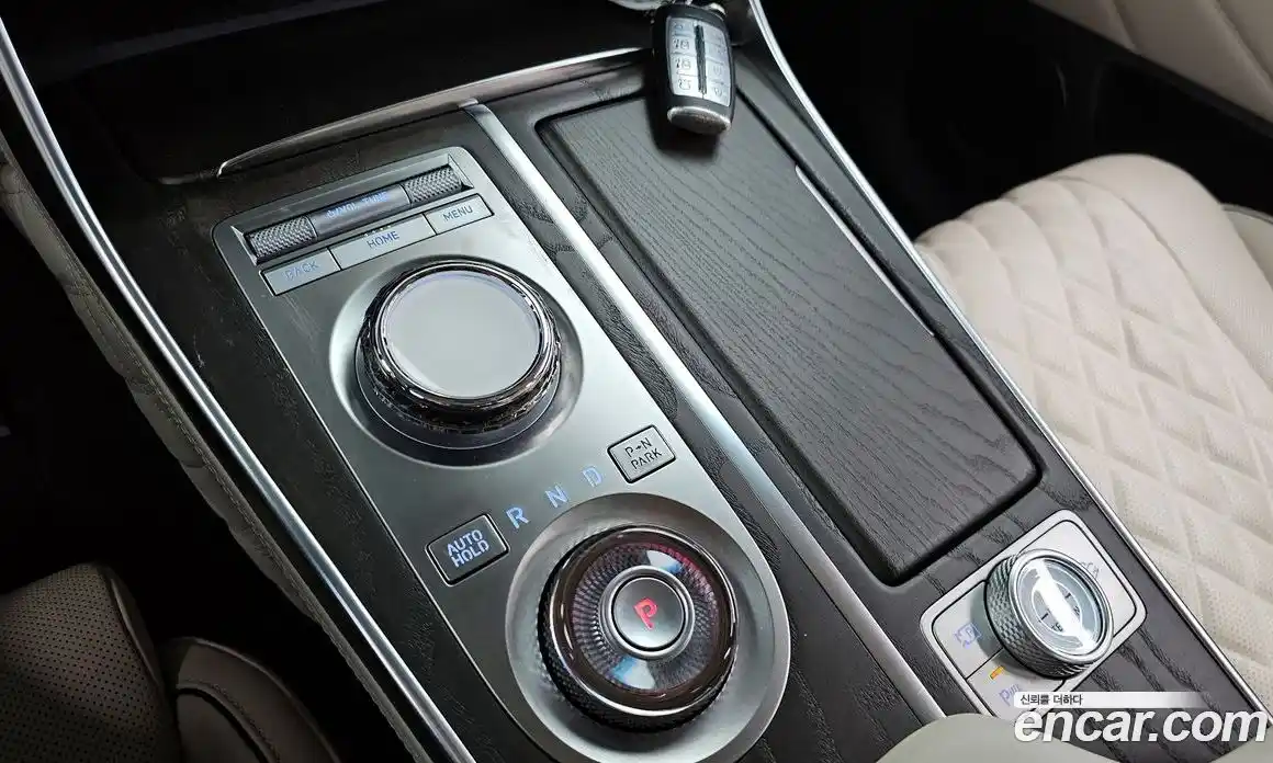 Genesis GV80 2023 2.5 Автомат в Москве № 24910, фото 16