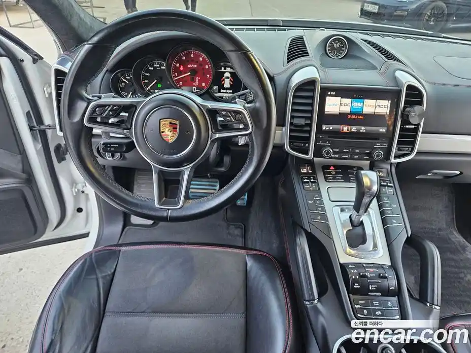 Porsche Cayenne 2018 3.6 Автомат в Москве № 252393, фото 17