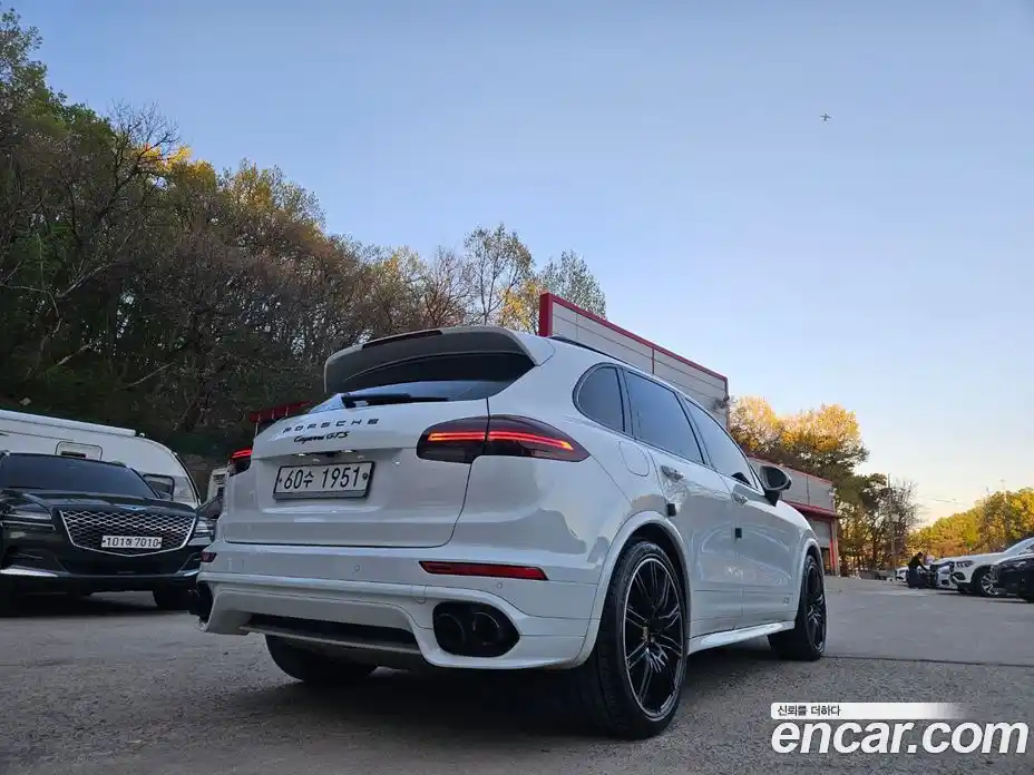 Porsche Cayenne 2018 3.6 Автомат в Москве № 252393, фото 6