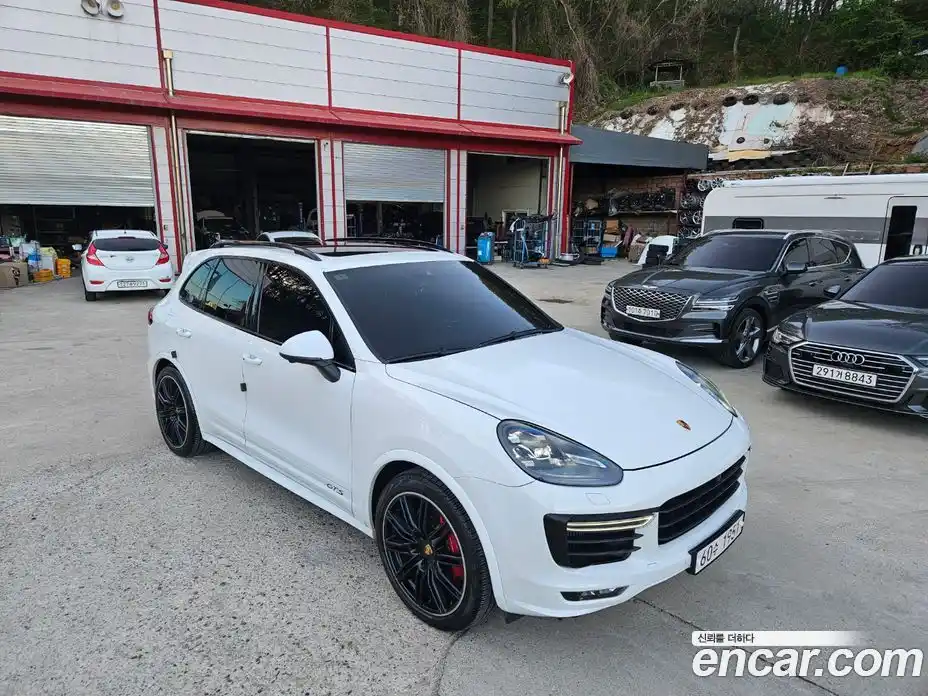 Porsche Cayenne 2018 3.6 Автомат в Москве № 252393, фото 8