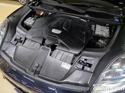 Porsche Cayenne 2019 3.0 Автомат в Москве № 252422, миниатюра 6