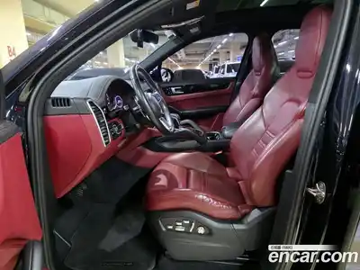 Porsche Cayenne 2019 3.0 Автомат в Москве № 252422, миниатюра 10