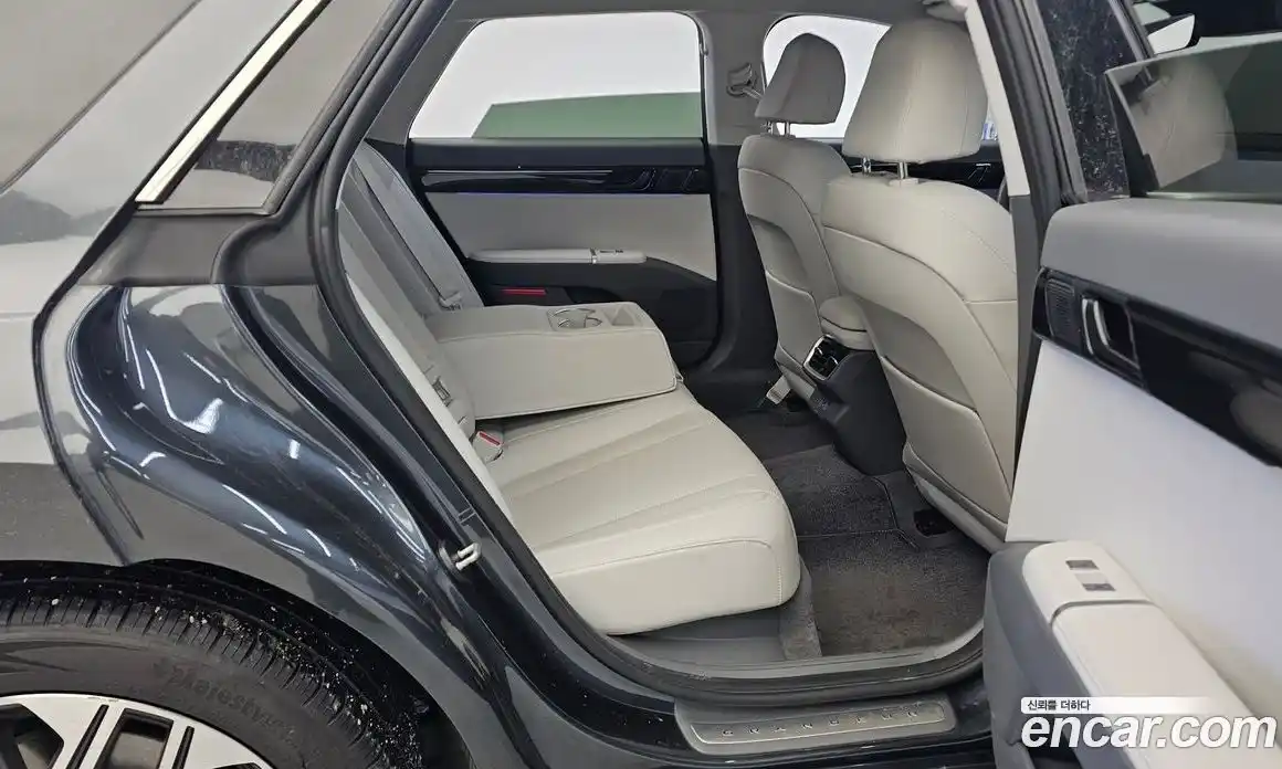 Hyundai Grandeur 2023 3.5 Автомат в Москве № 2526, фото 6