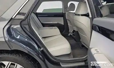 Hyundai Grandeur 2023 3.5 Автомат в Москве № 2526, миниатюра 6