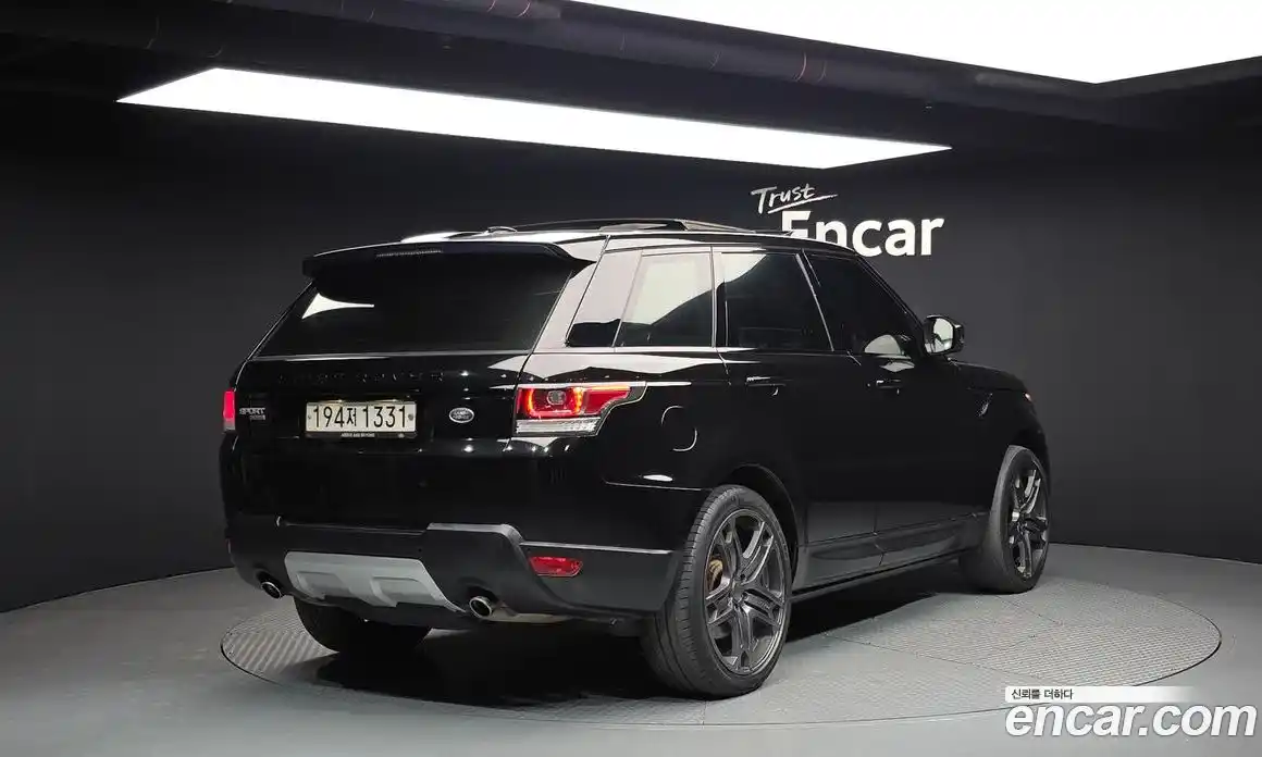 Land Rover Range-Rover Sport 2015 4.4 Автомат в Москве № 252864, фото 8