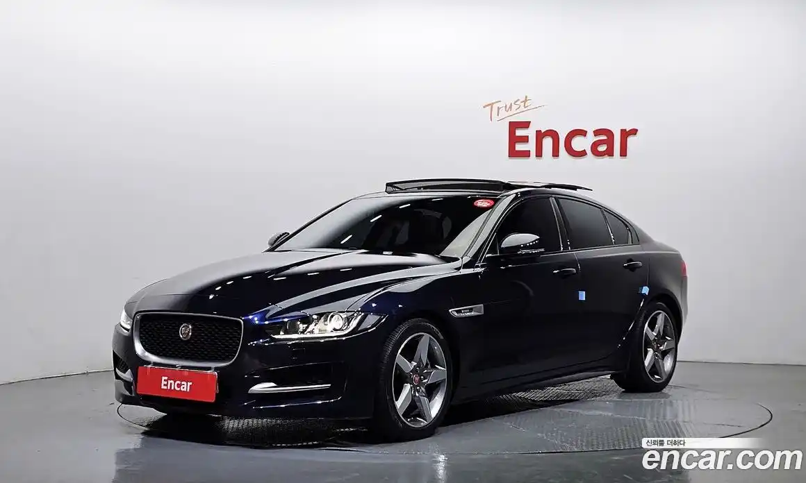 Jaguar XE 2016 2.0 Автомат в Москве № 256064, фото 20