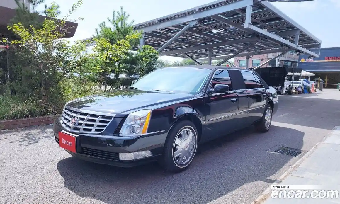 Cadillac DTS 2008 4.6 Автомат в Москве № 256374, фото 1