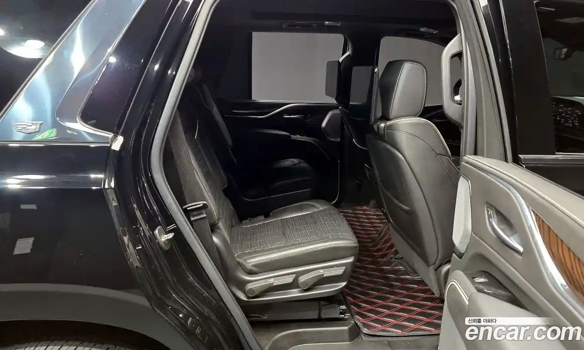 Cadillac Escalade 2022 6.2 Автомат в Москве № 256429, фото 12