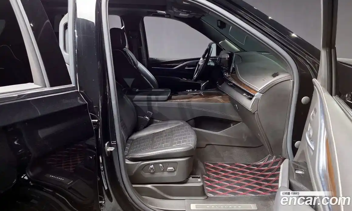 Cadillac Escalade 2022 6.2 Автомат в Москве № 256429, фото 3