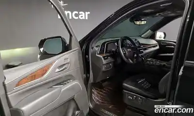 Cadillac Escalade 2022 6.2 Автомат в Москве № 256429, миниатюра 6