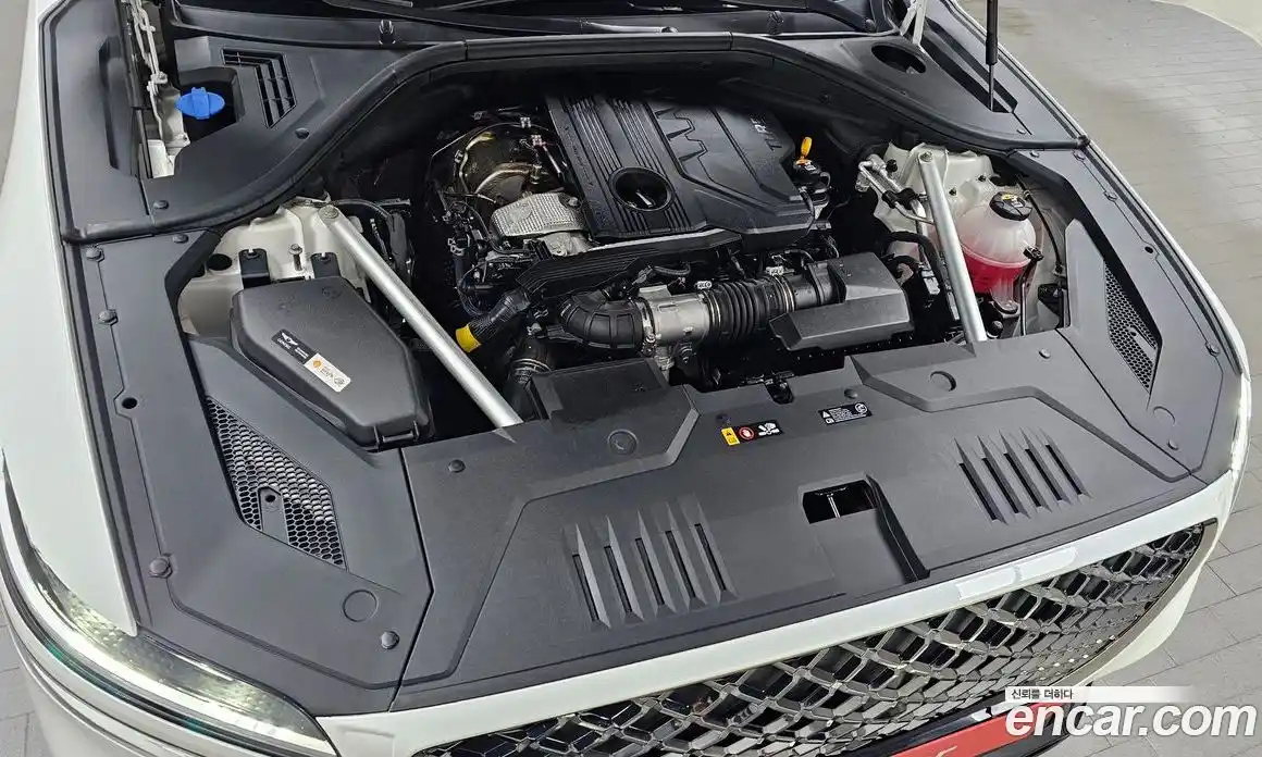 Genesis GV70 2022 2.2 Автомат в Москве № 25898, фото 8