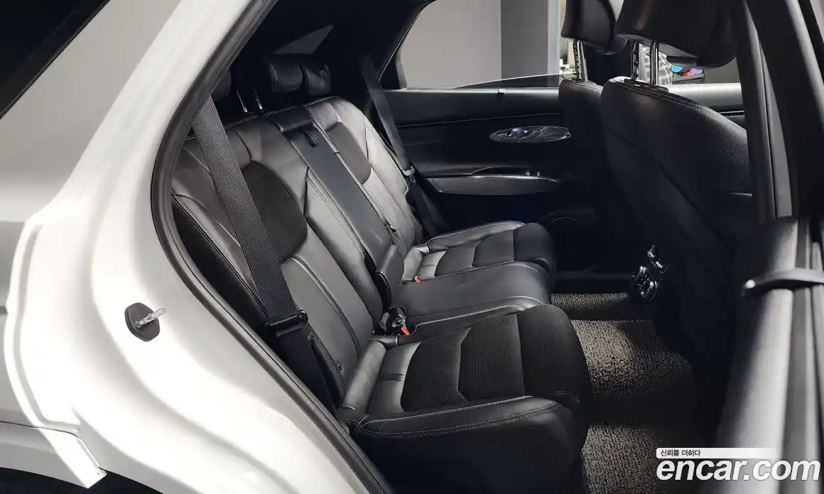 Genesis GV70 2021 2.5 Автомат в Москве № 26126, фото 17