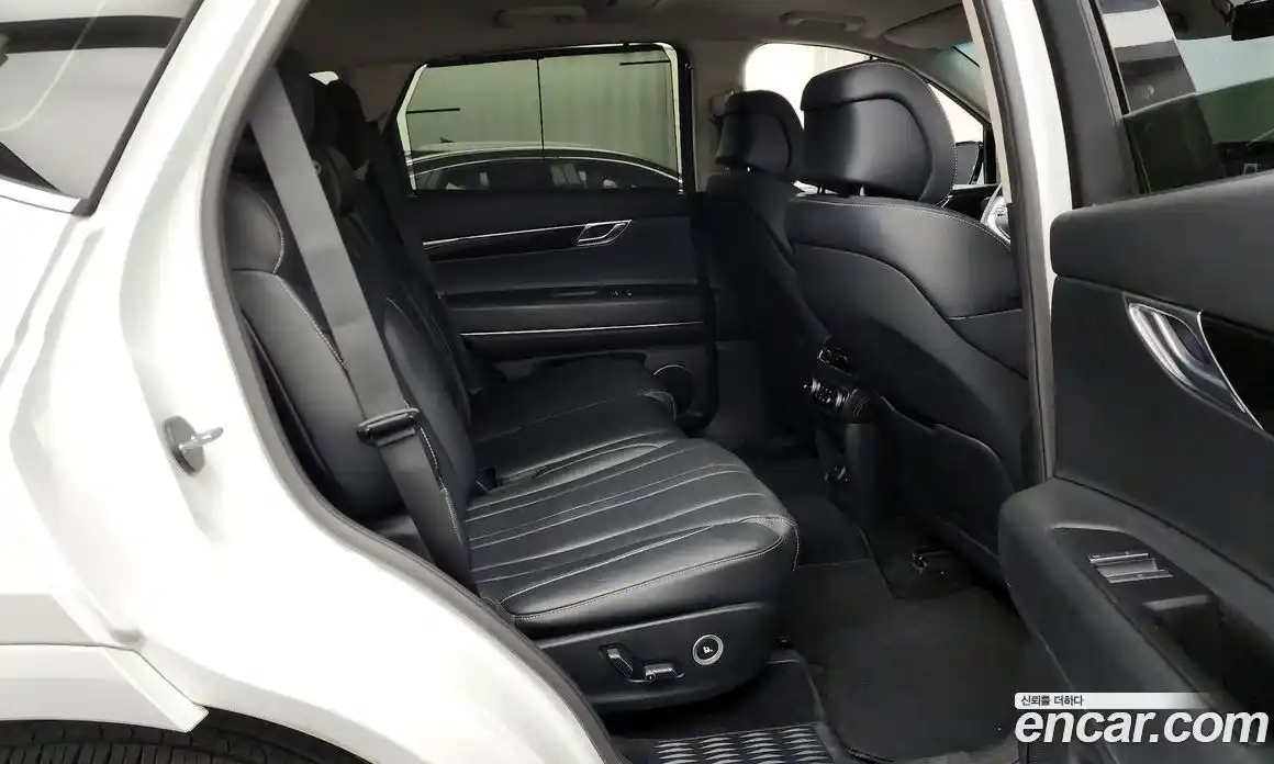 Genesis GV80 2020 3.0 Автомат в Москве № 26685, фото 3