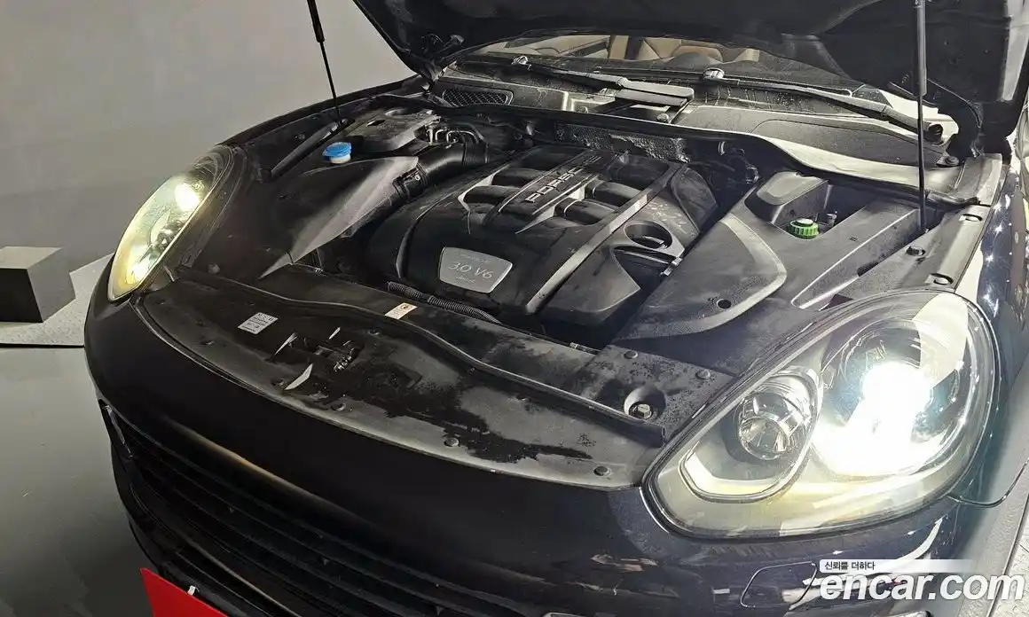 Porsche Cayenne 2017 3.0 Автомат в Москве № 270704, фото 7