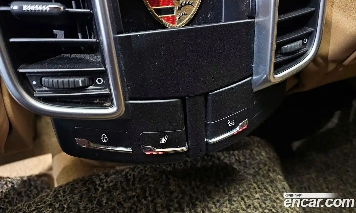 Porsche Cayenne 2017 3.0 Автомат в Москве № 270704, фото 8