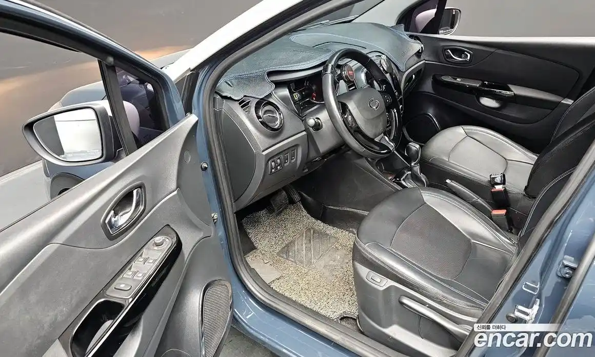 Renault QM3 2017 1.5 Автомат в Москве № 276070, фото 17