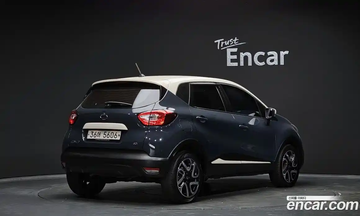 Renault QM3 2017 1.5 Автомат в Москве № 276070, фото 3