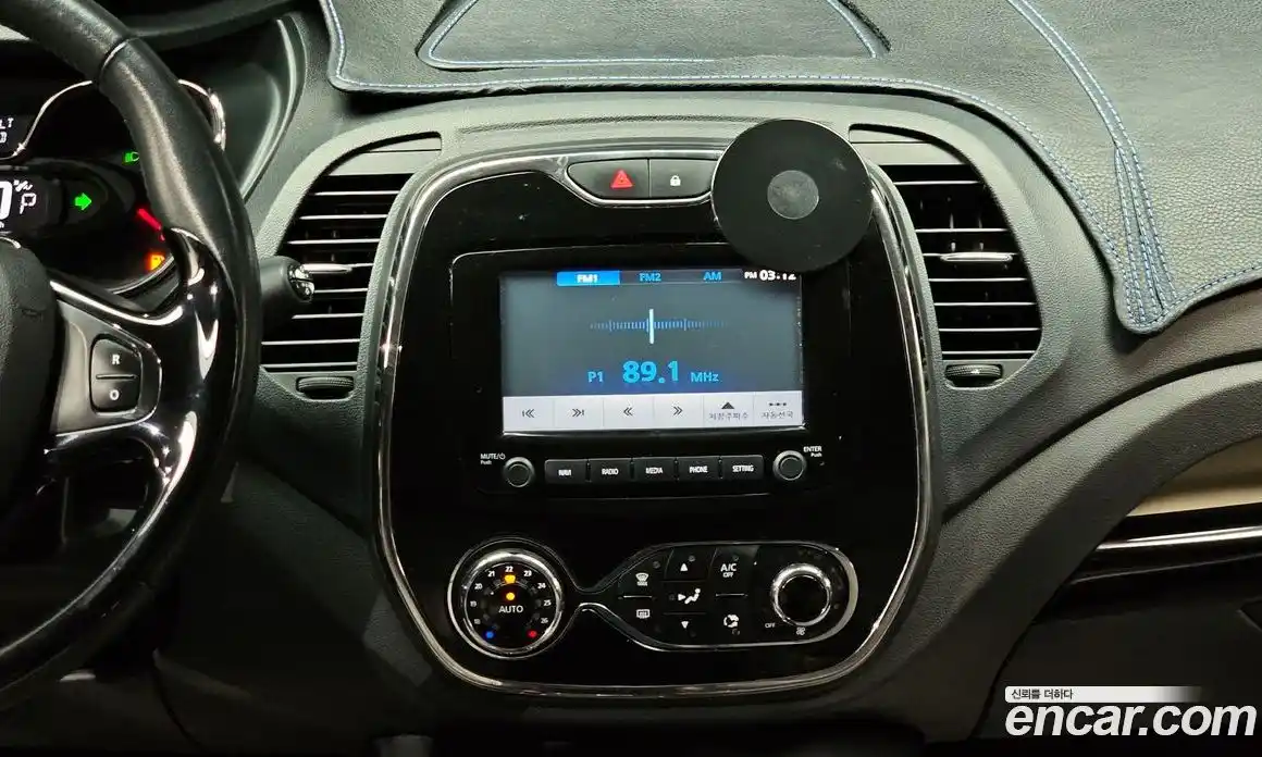 Renault QM3 2017 1.5 Автомат в Москве № 276070, фото 5