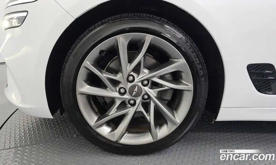 Genesis G70 2023 2.0 Автомат в Москве № 27784, фото 6