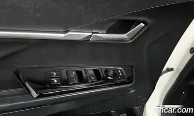 SsangYong Torres 2024 1.5 Автомат в Москве № 28095, миниатюра 3