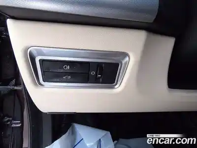 Jaguar XF 2013 2.0 Автомат в Москве № 283942, миниатюра 12