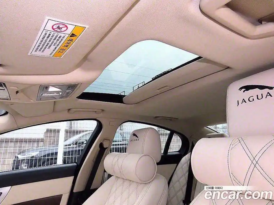 Jaguar XF 2013 2.0 Автомат в Москве № 283942, фото 18