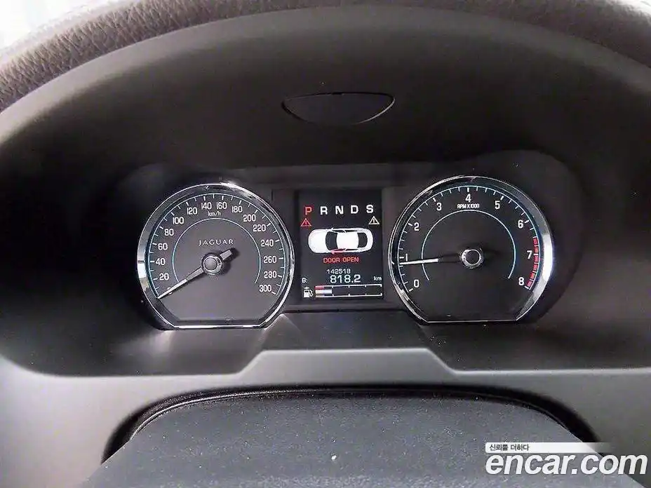 Jaguar XF 2013 2.0 Автомат в Москве № 283942, фото 9