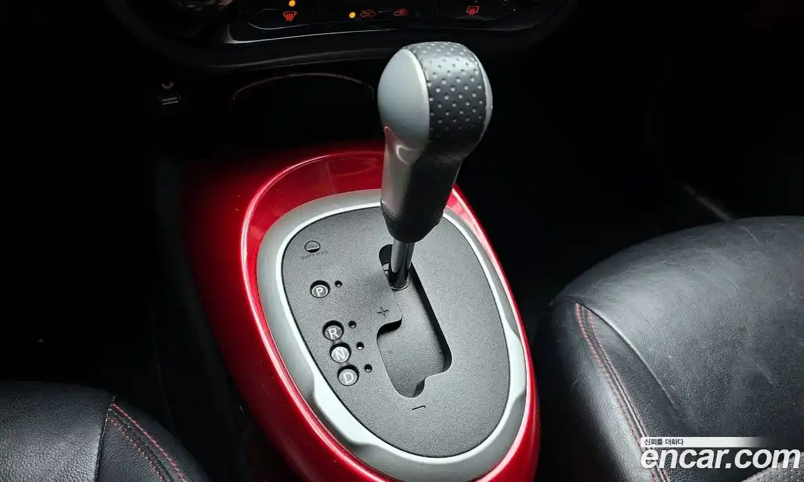 Nissan Juke 2016 1.6 Автомат в Москве № 284976, фото 9