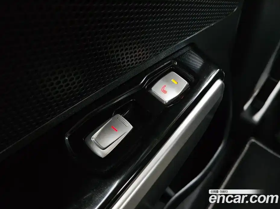 SsangYong TIBOLI 2015 1.6 Автомат в Москве № 28551, фото 16