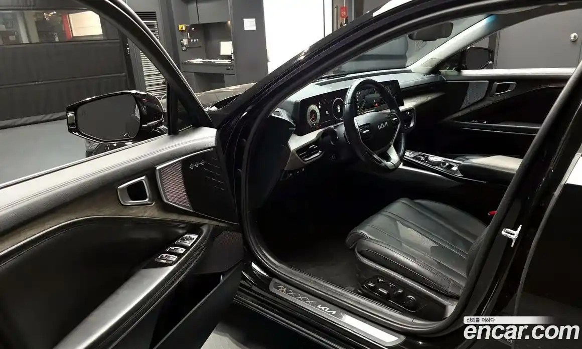 Kia K8 2023 3.5 Автомат в Москве № 288471, фото 2