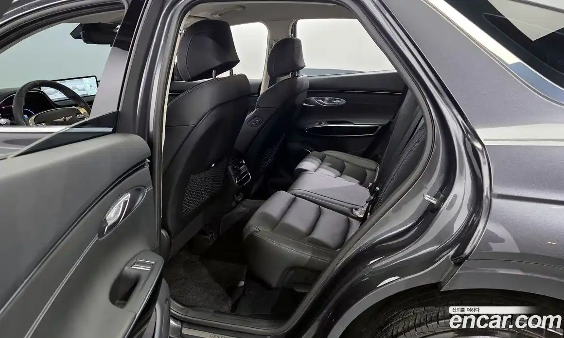 Genesis GV70 2021 2.5 Автомат в Москве № 288785, фото 20