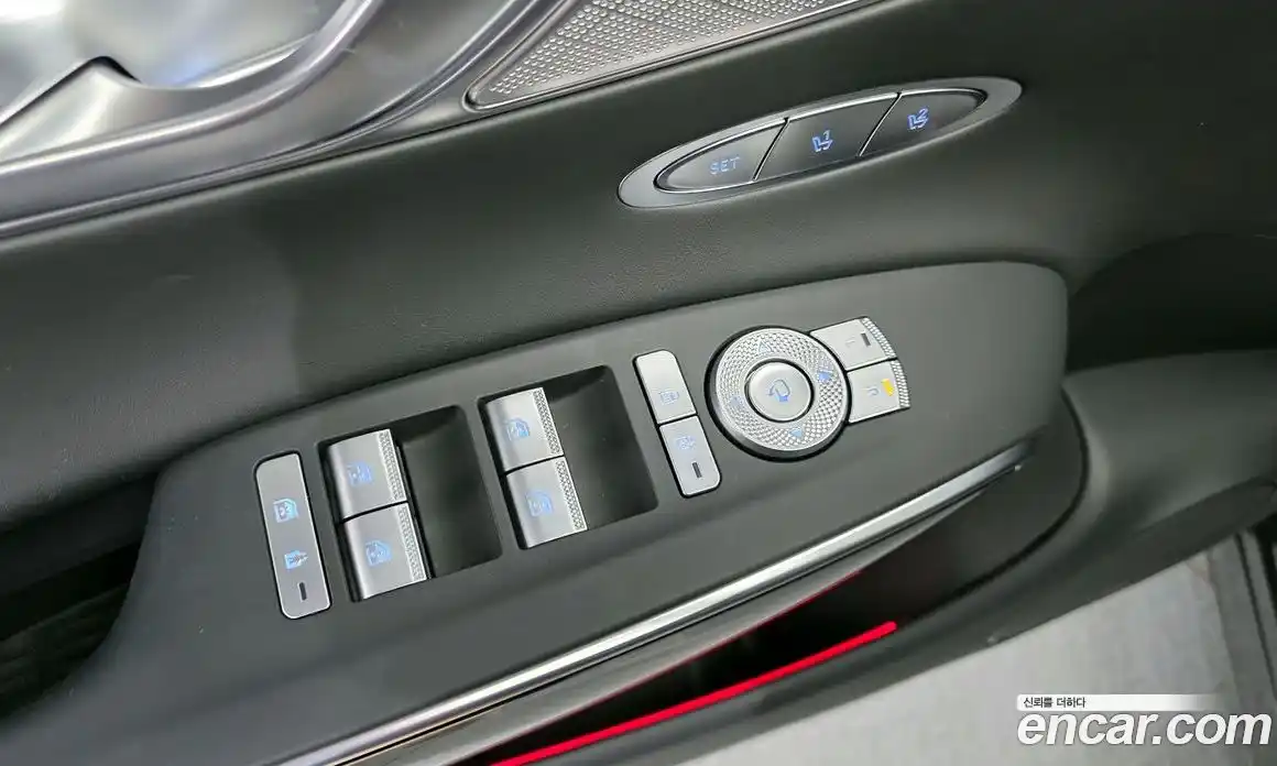 Genesis GV70 2021 2.5 Автомат в Москве № 288785, фото 4