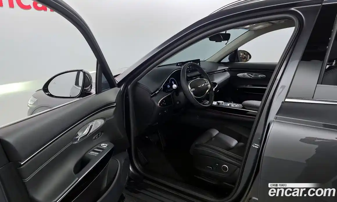 Genesis GV70 2021 2.5 Автомат в Москве № 288785, фото 6