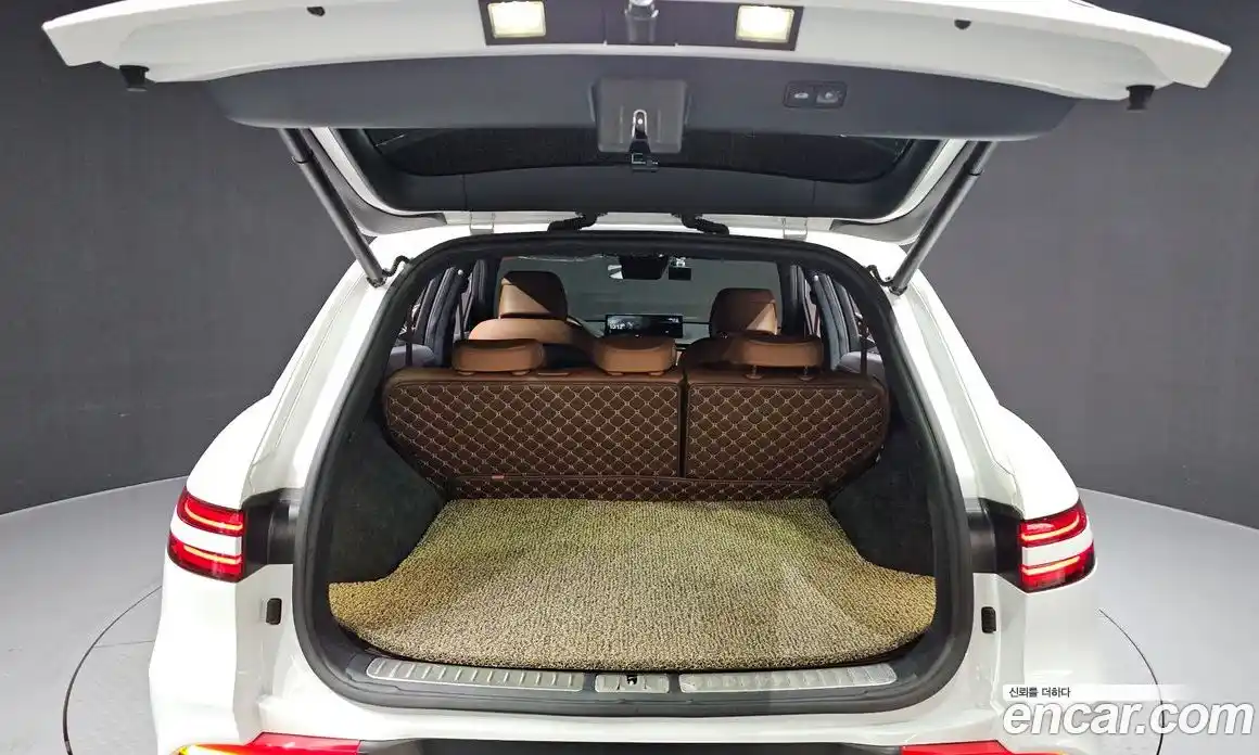 Genesis GV70 2022 2.5 Автомат в Москве № 289851, фото 17