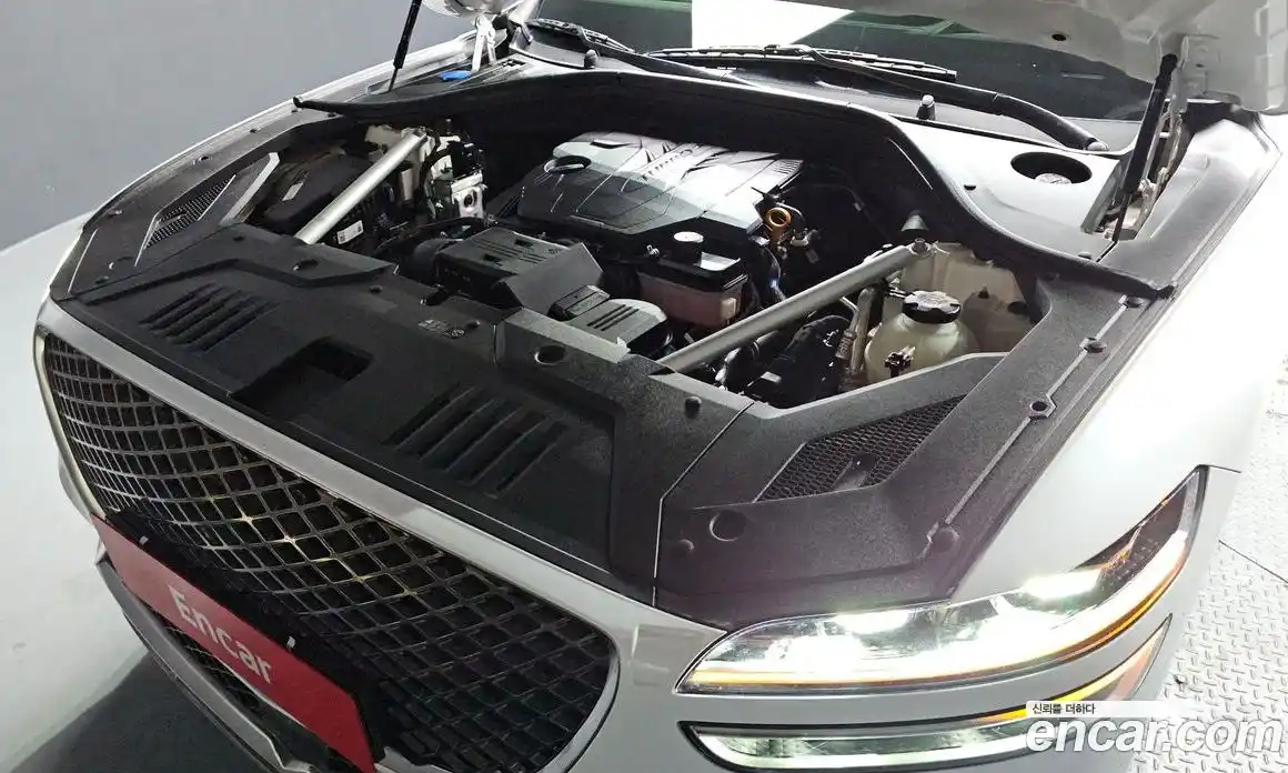 Genesis GV70 2022 2.5 Автомат в Москве № 289851, фото 4