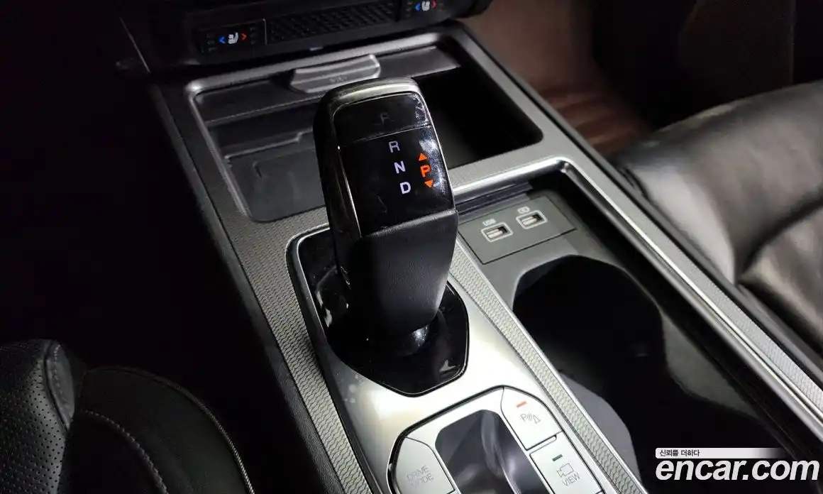 SsangYong Rexton 2021 2.2 Автомат в Москве № 291023, фото 3