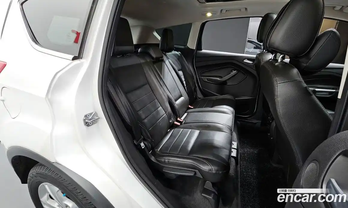 Ford Escape 2014 2.0 Автомат в Москве № 294978, фото 14