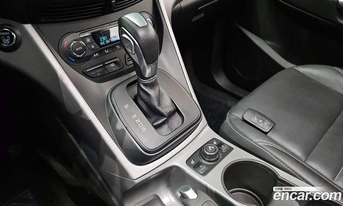 Ford Escape 2014 2.0 Автомат в Москве № 294978, фото 5