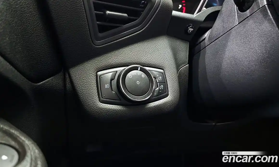 Ford Escape 2014 2.0 Автомат в Москве № 294978, фото 7