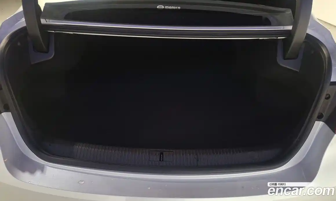 Renault SM6 2024 2.0 Автомат в Москве № 298573, фото 17