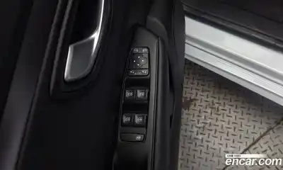 Renault SM6 2024 2.0 Автомат в Москве № 298573, миниатюра 10