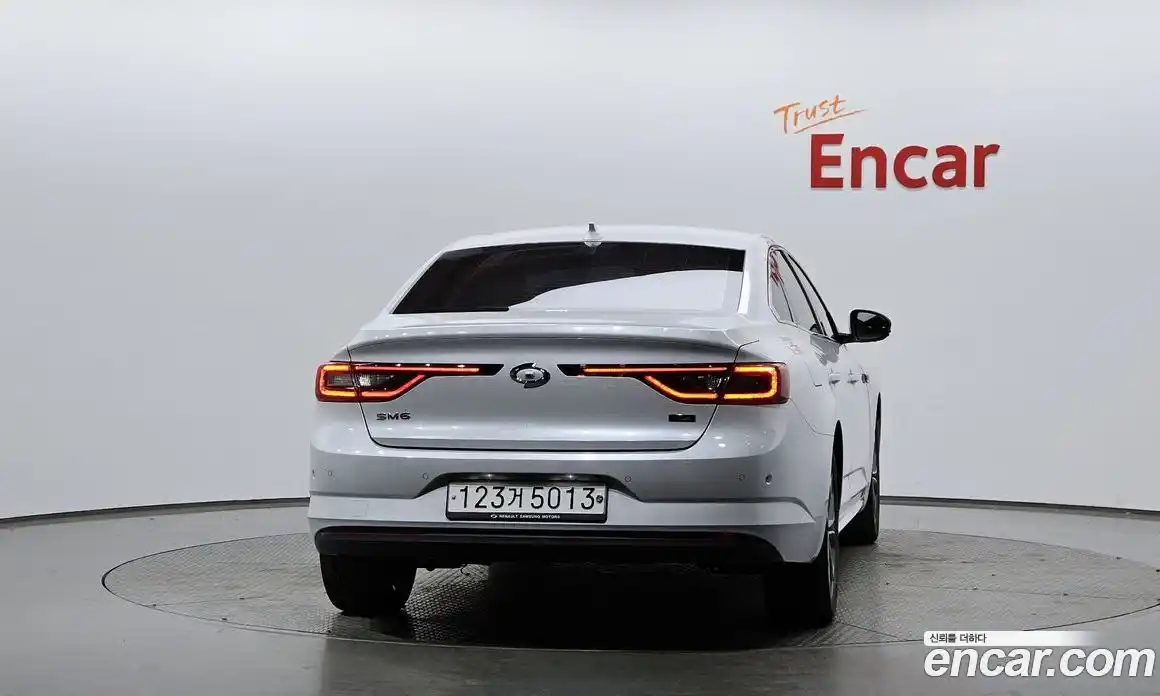 Renault SM6 2019 2.0 Автомат в Москве № 298595, фото 11