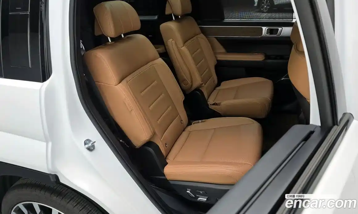 Hyundai Santa Fe 2024 2.5 Автомат в Москве № 303946, фото 11