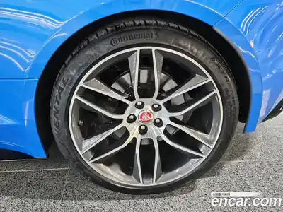 Jaguar F-Type 2019 3.0 Автомат в Москве № 305159, миниатюра 5