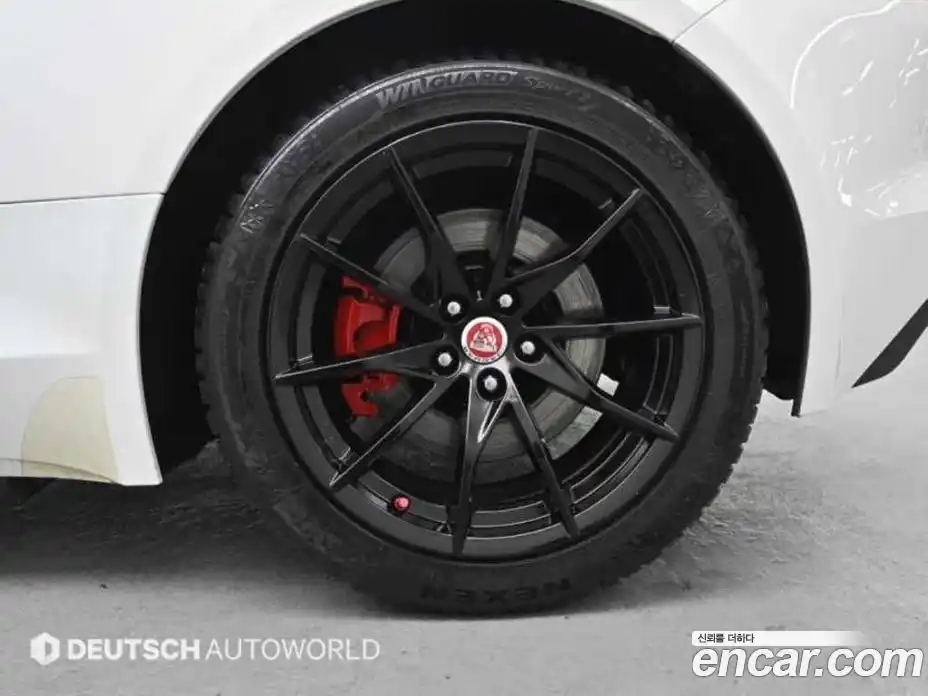 Jaguar F-Type 2018 2.0 Автомат в Москве № 305168, фото 5