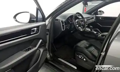 Porsche Cayenne 2020 3.0 Автомат в Москве № 312874, миниатюра 12