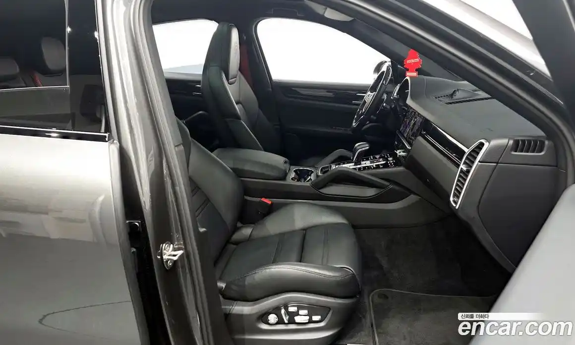 Porsche Cayenne 2020 3.0 Автомат в Москве № 312874, фото 7