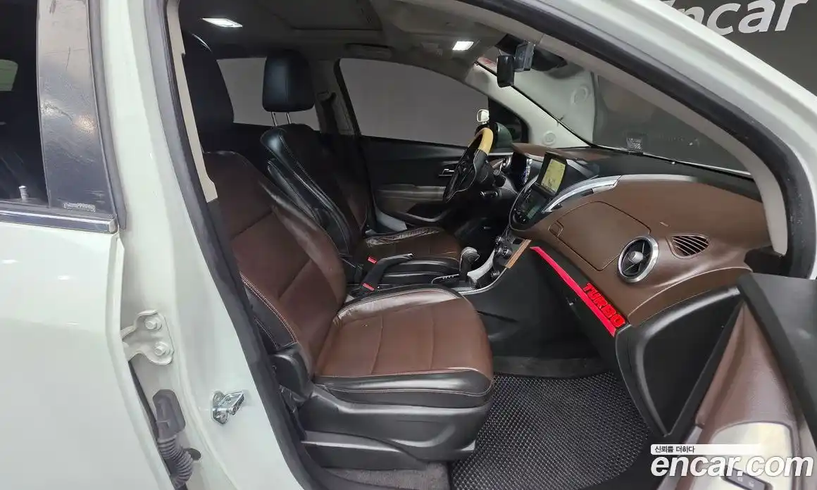 Chevrolet Trax 2013 1.4 Автомат в Москве № 315153, фото 11