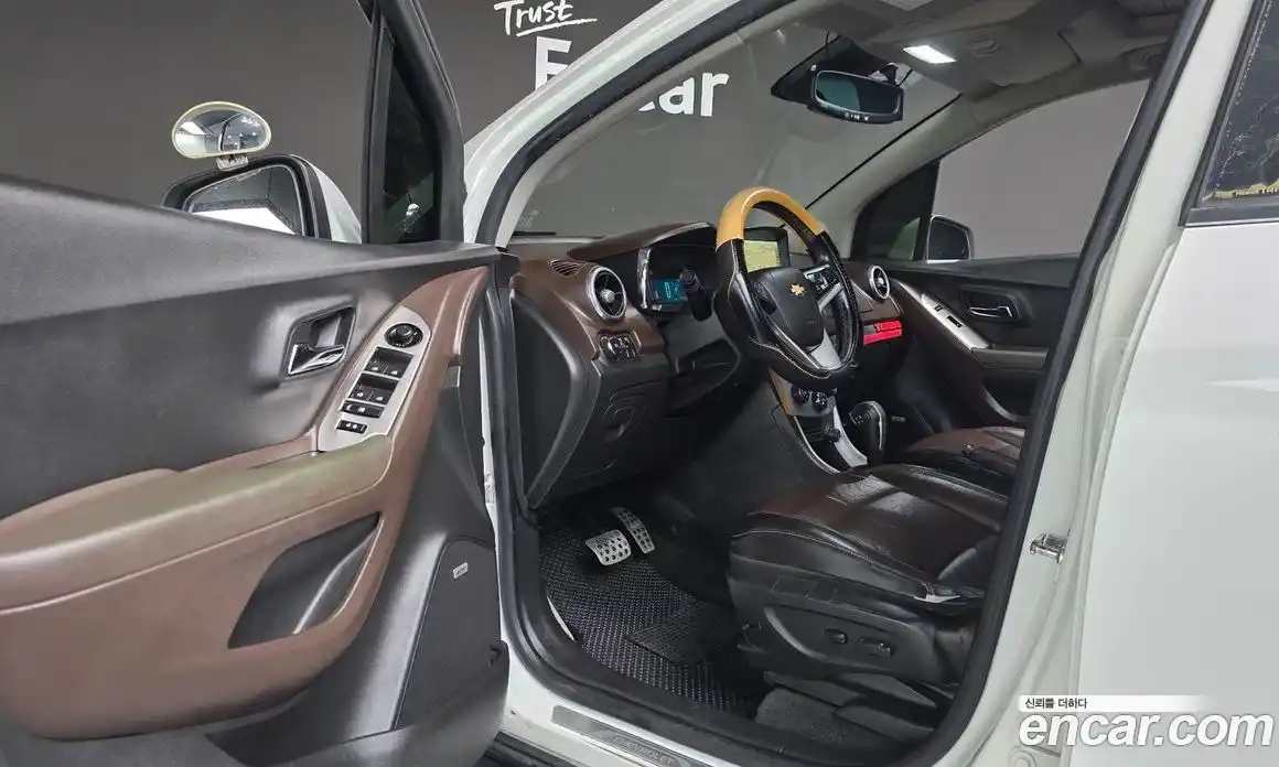 Chevrolet Trax 2013 1.4 Автомат в Москве № 315153, фото 2