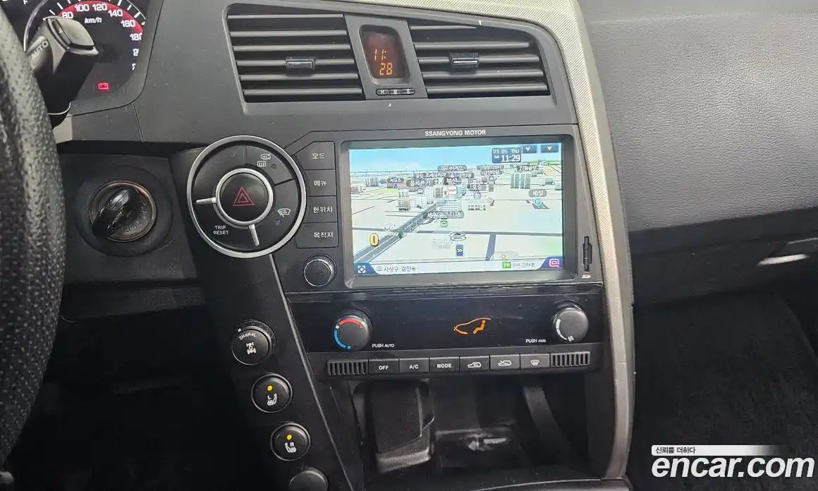 SsangYong Korando 2013 2.0 Автомат в Москве № 324316, фото 14